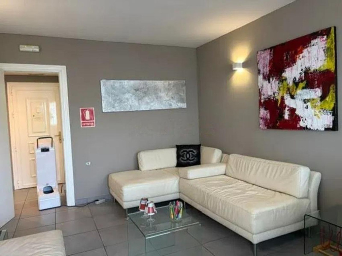 1-bedroom apartment for sale in central Marbella