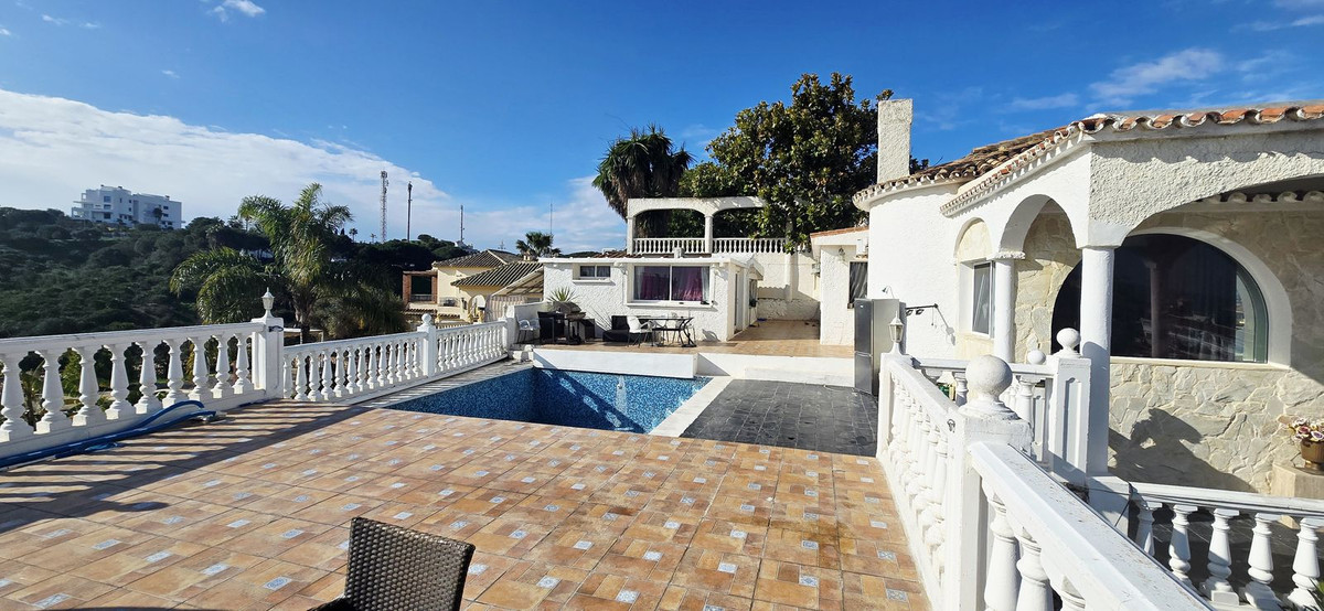 7-bedroom villa for sale in Mijas Costa