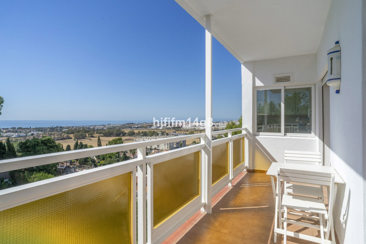 2-bedroom apartment for sale in Nueva Andalucía