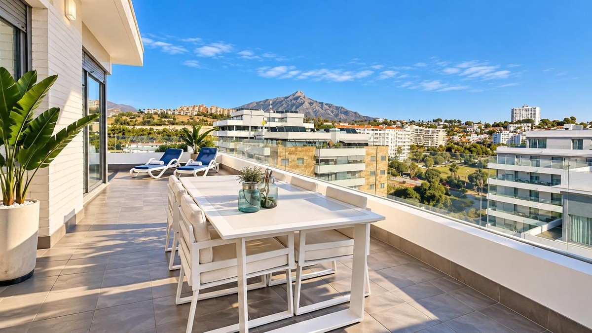 2-bedroom apartment for sale in Nueva Andalucía