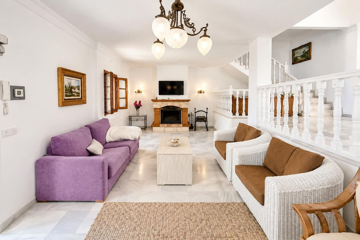3-bedroom villa for sale in Nueva Andalucía
