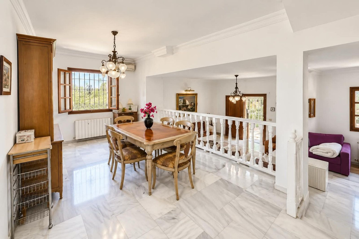 3-bedroom villa for sale in Nueva Andalucía