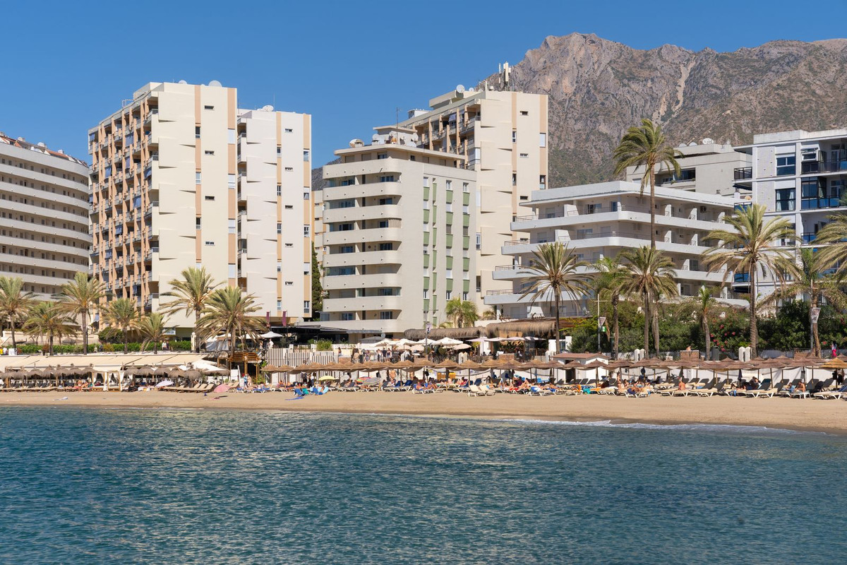 3-bedroom apartment for sale in central Marbella