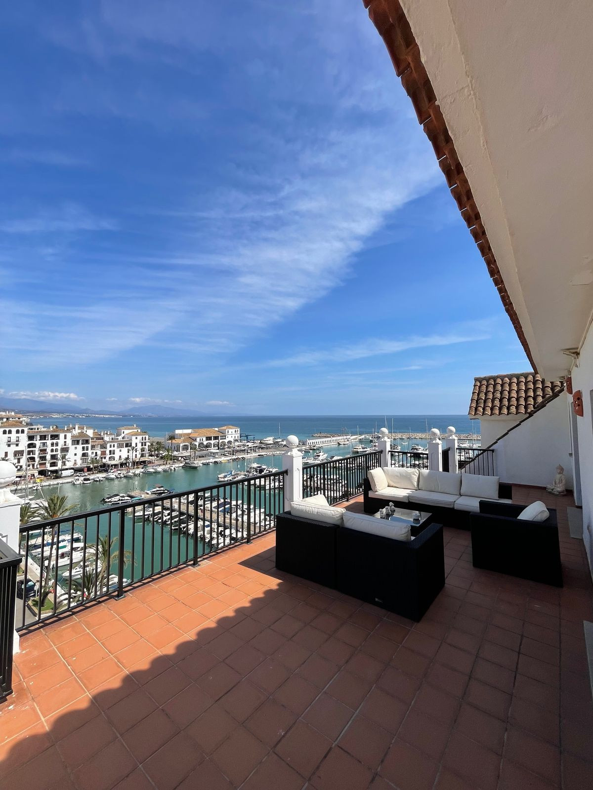 3-bedroom apartment for sale in La Duquesa