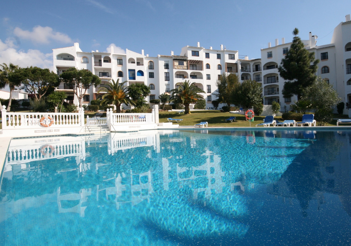 2-bedroom apartment for sale in Riviera del Sol