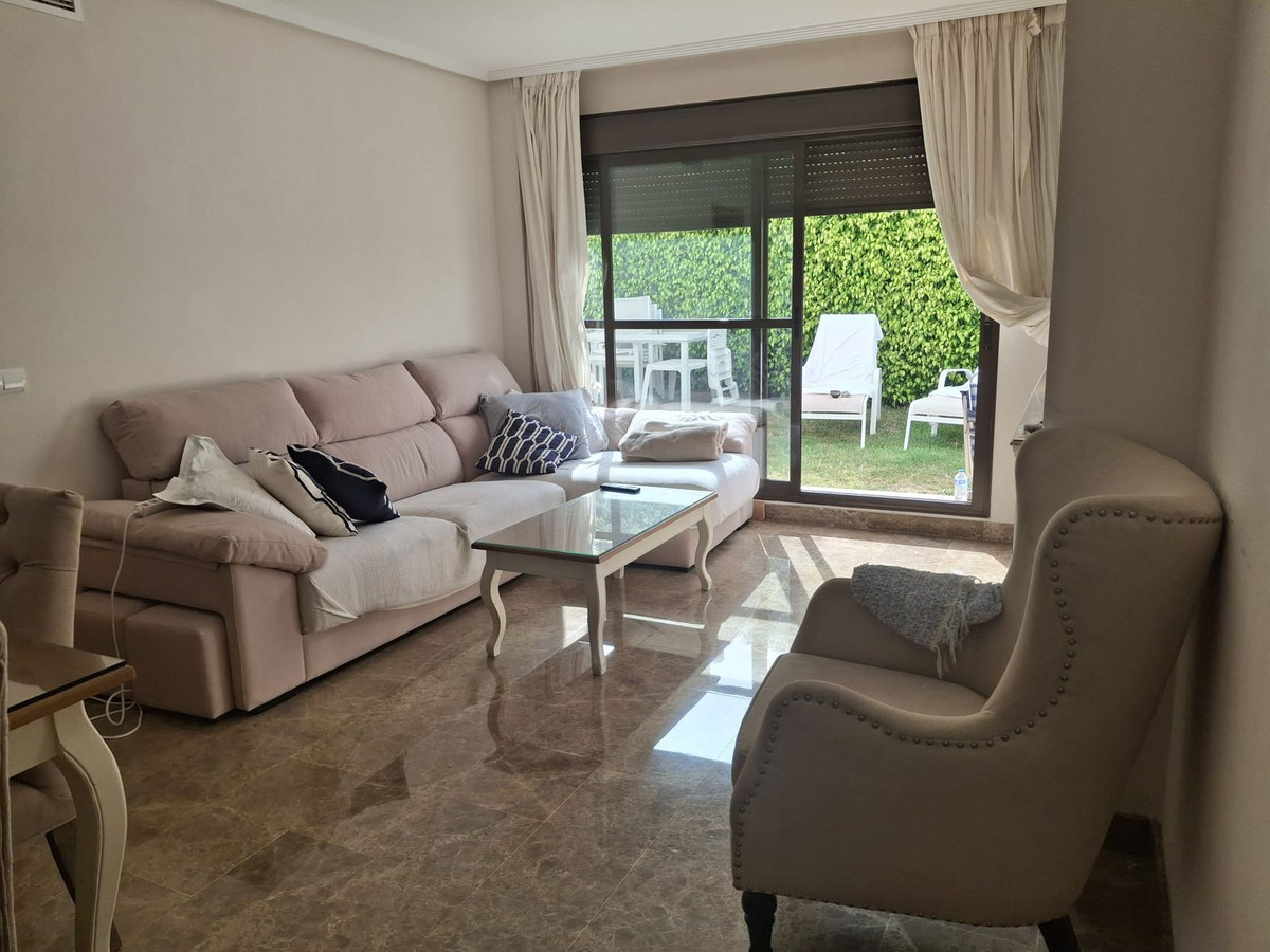 2-bedroom apartment for sale in Selwo