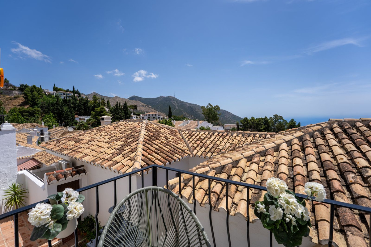 2-bedroom property for sale in central Mijas