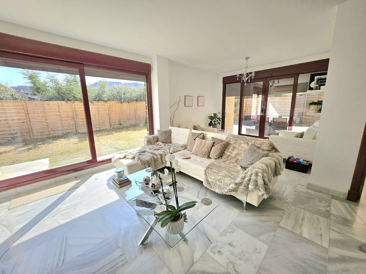 3-bedroom villa for sale in central Benahavís