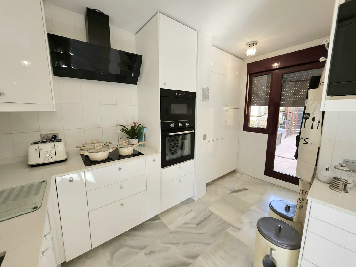 3-bedroom villa for sale in central Benahavís