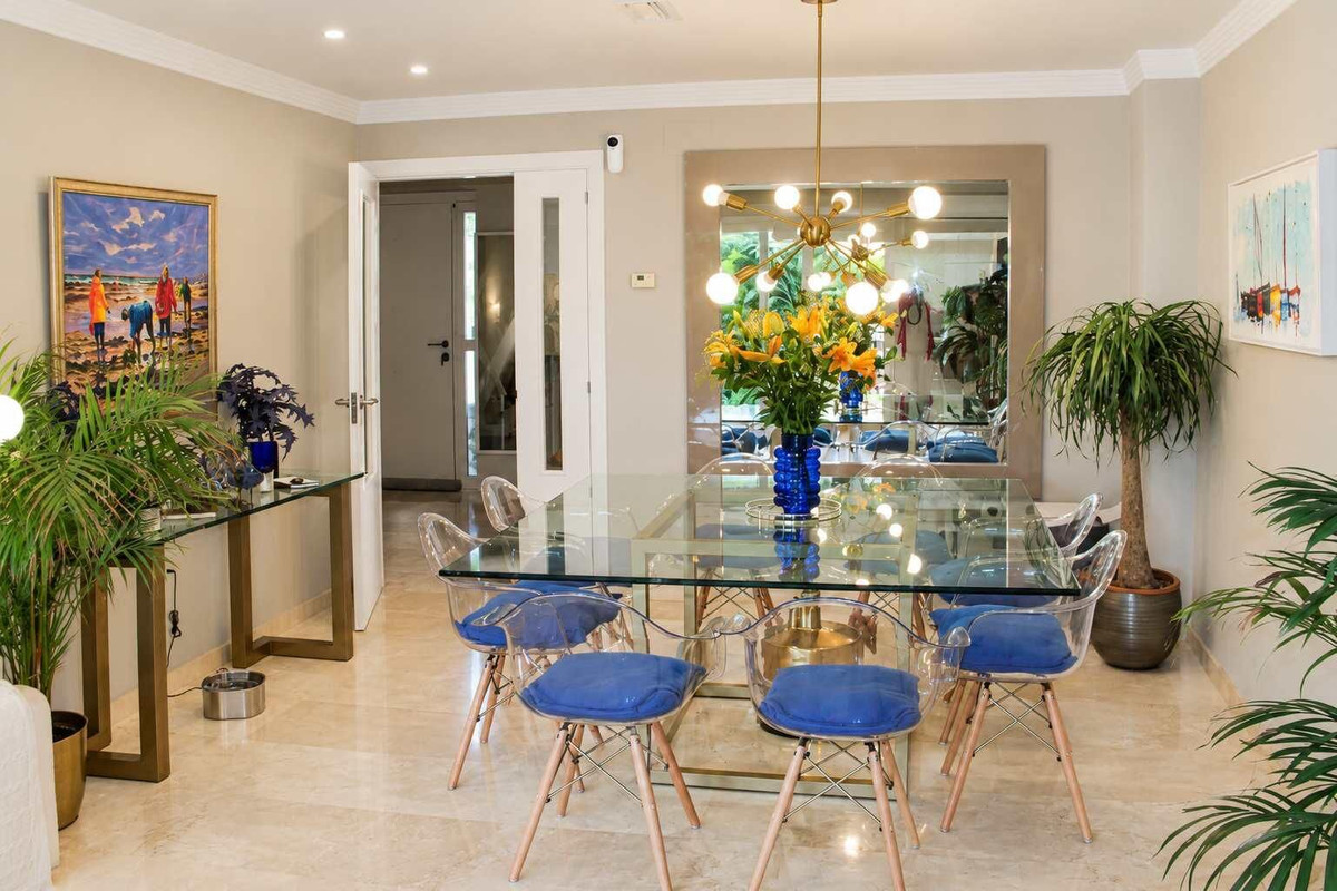 5-bedroom property for sale in central Marbella