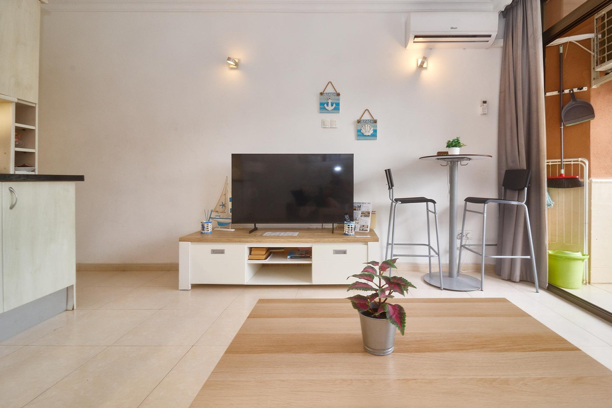 1-bedroom apartment for sale in central Fuengirola