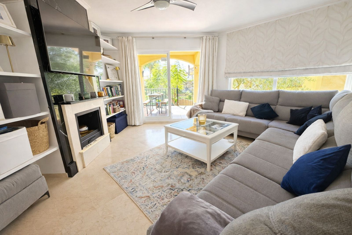 4-bedroom villa for sale in Riviera del Sol