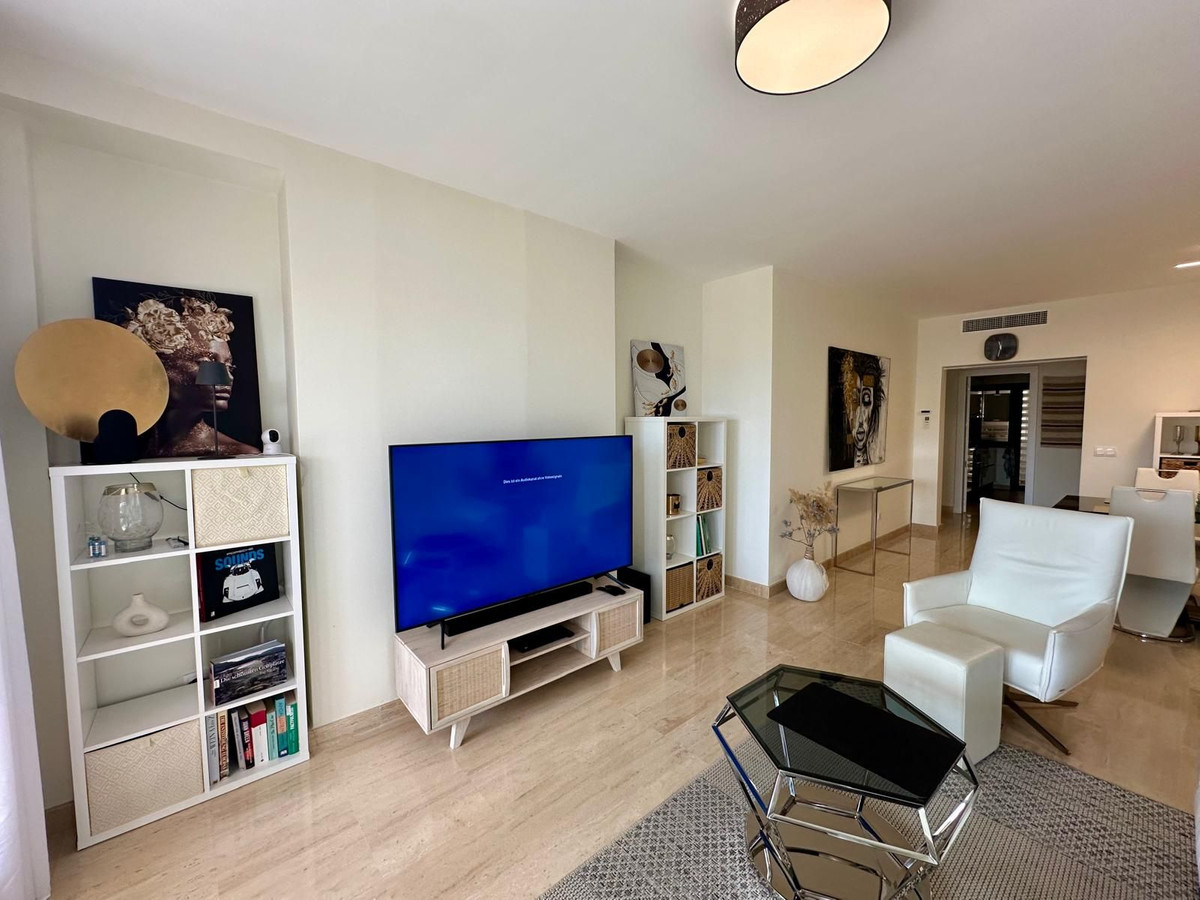 2-bedroom apartment for sale in central Estepona