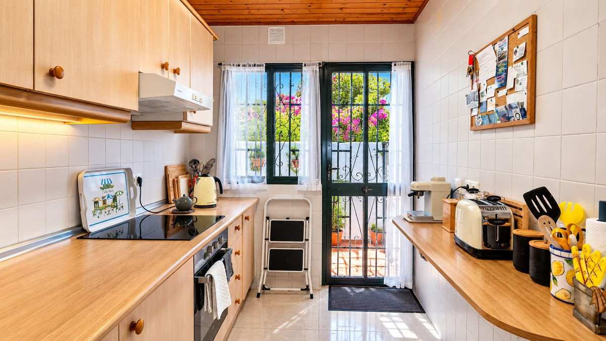 3-bedroom property for sale in Casares Playa